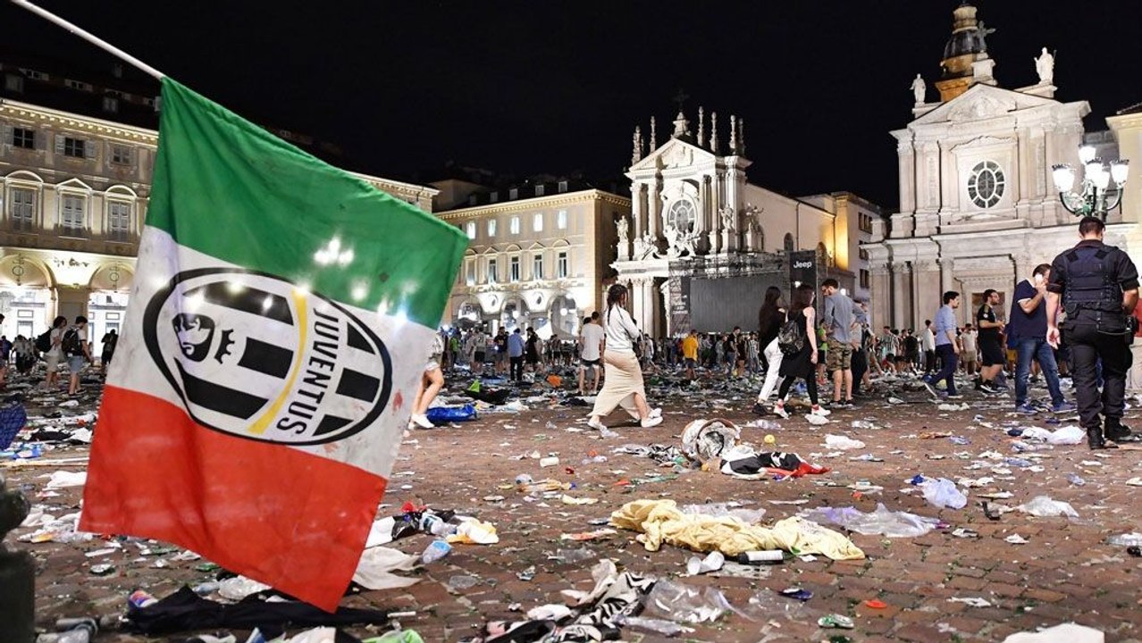 Massenpanik bei Public Viewing in Turin
