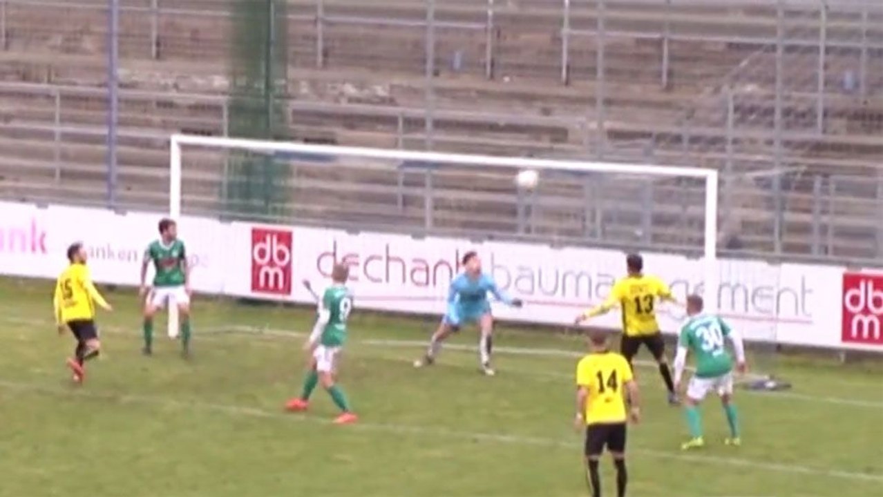 Glücksschuss: Böhnlein über drei Banden zum Siegtor