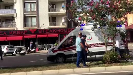 Engelli kazazedeye, sağlıkçıdan işaret dili desteği