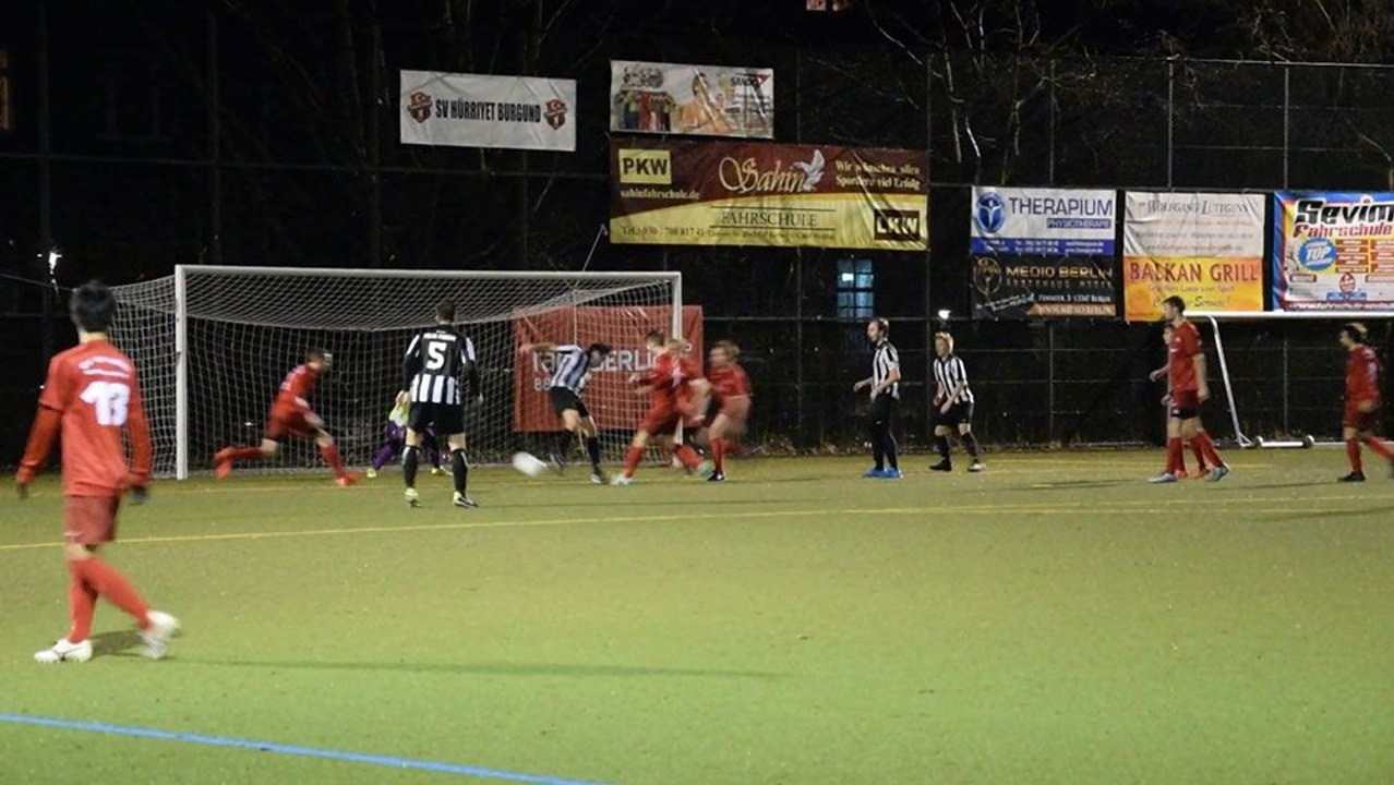 Das letzte Heimspiel des Jahres - Viktoria chancenlos