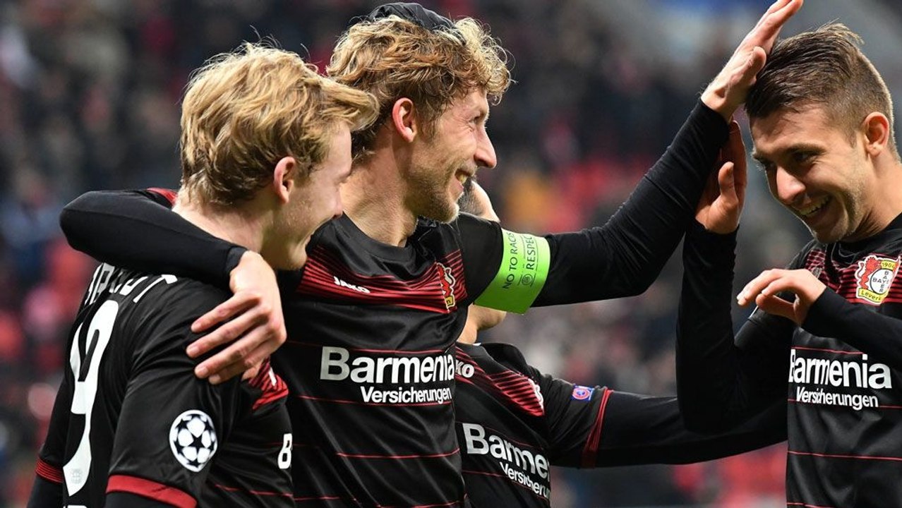 Bayer  erstmals unbesiegt - Brandt will Engländer