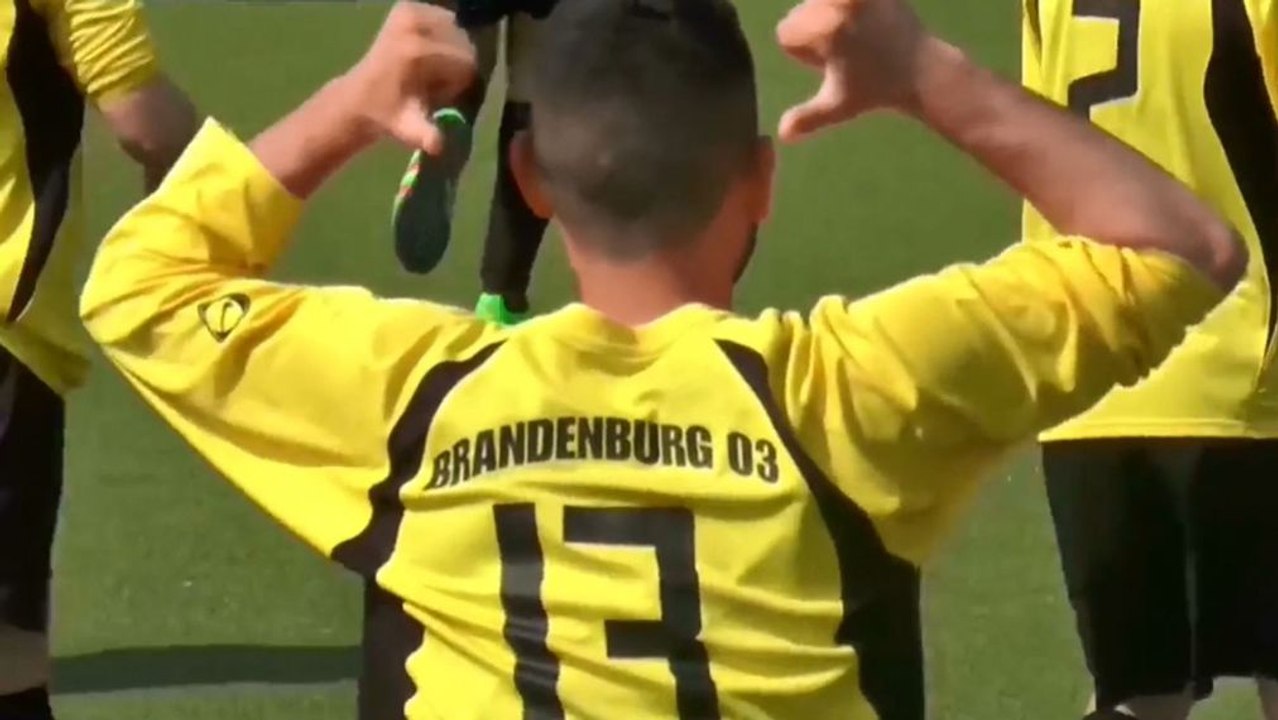 Zentimetergenau - Pfostenknaller für Brandenburg