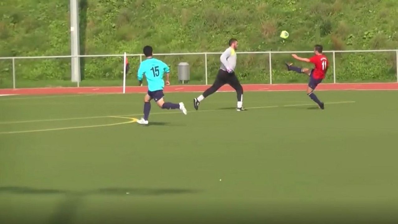 Wie Özil: Hurckes tanzt Gegner aus