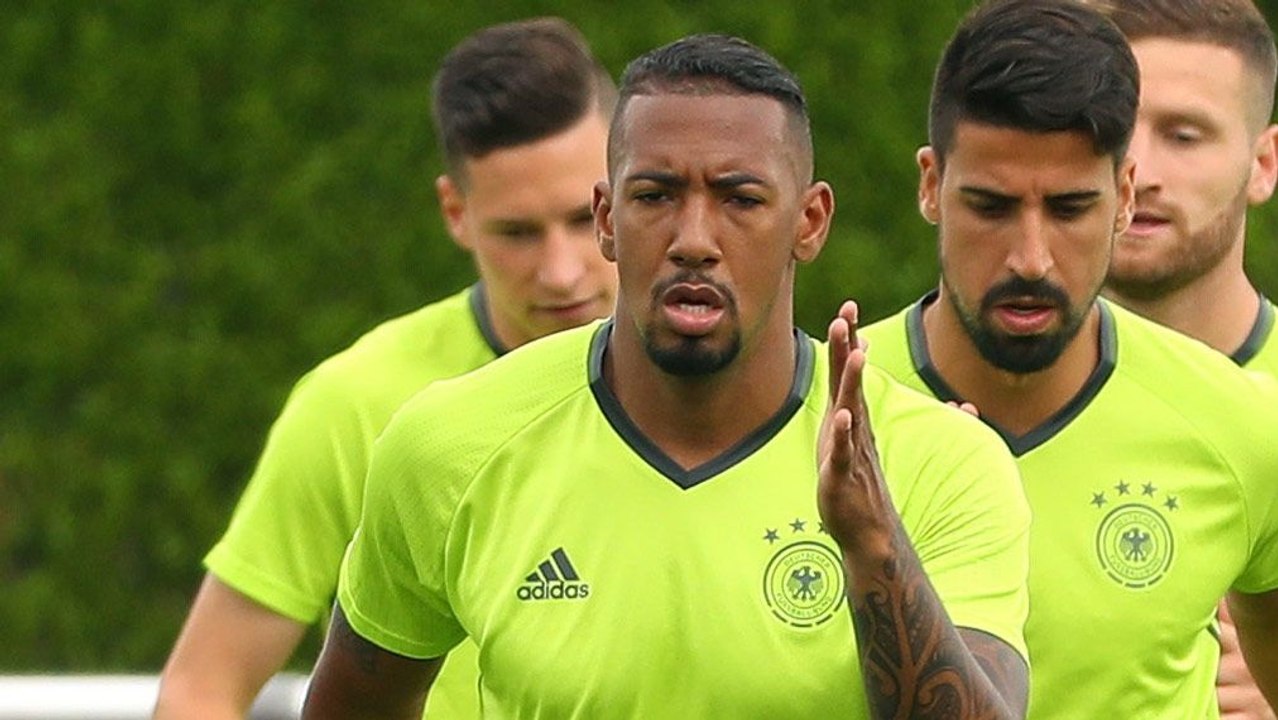 'Keinerlei Probleme' - Löw plant mit Boateng