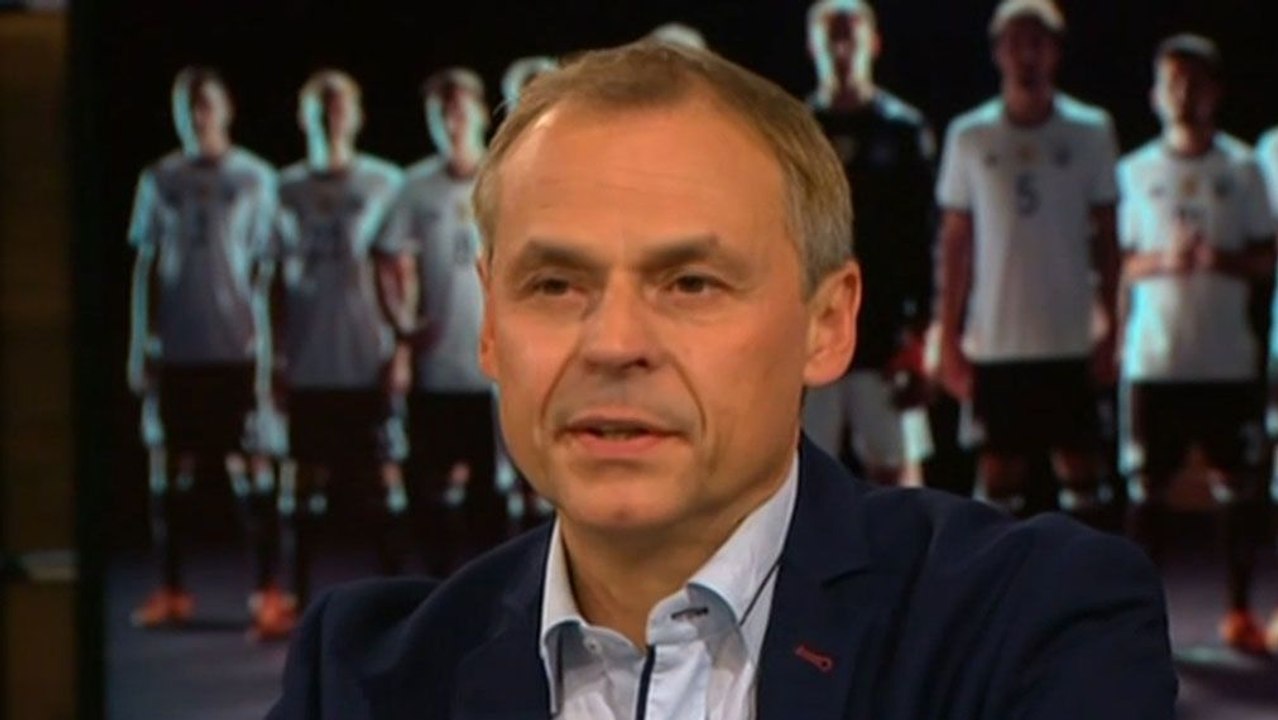 Thon: 'Da hätte man auch mit acht Mann gewonnen'