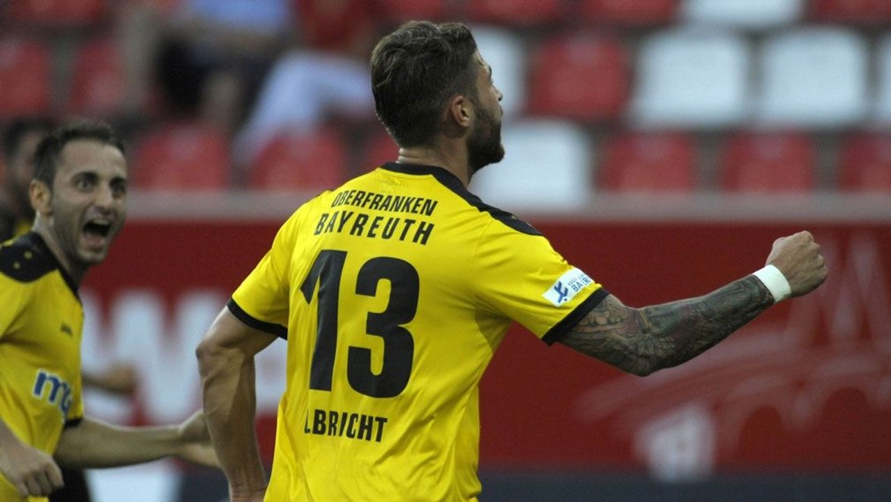 Derbysieger Bayreuth - Tätlichkeit von Kralik
