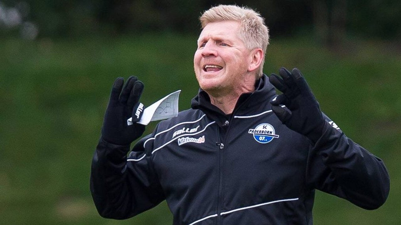 Ausnahmezustand in Paderborn - Erstes Training mit Effe