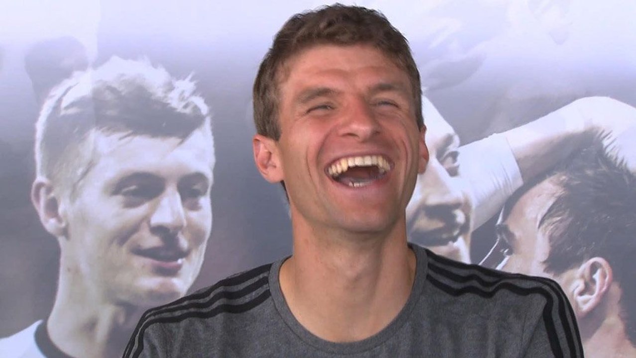 Müller grinst seine Flaute weg