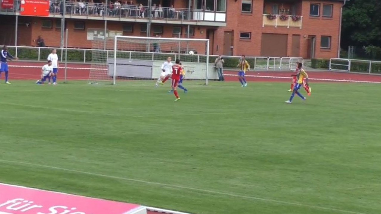 Volley-Volltreffer von Buzhala