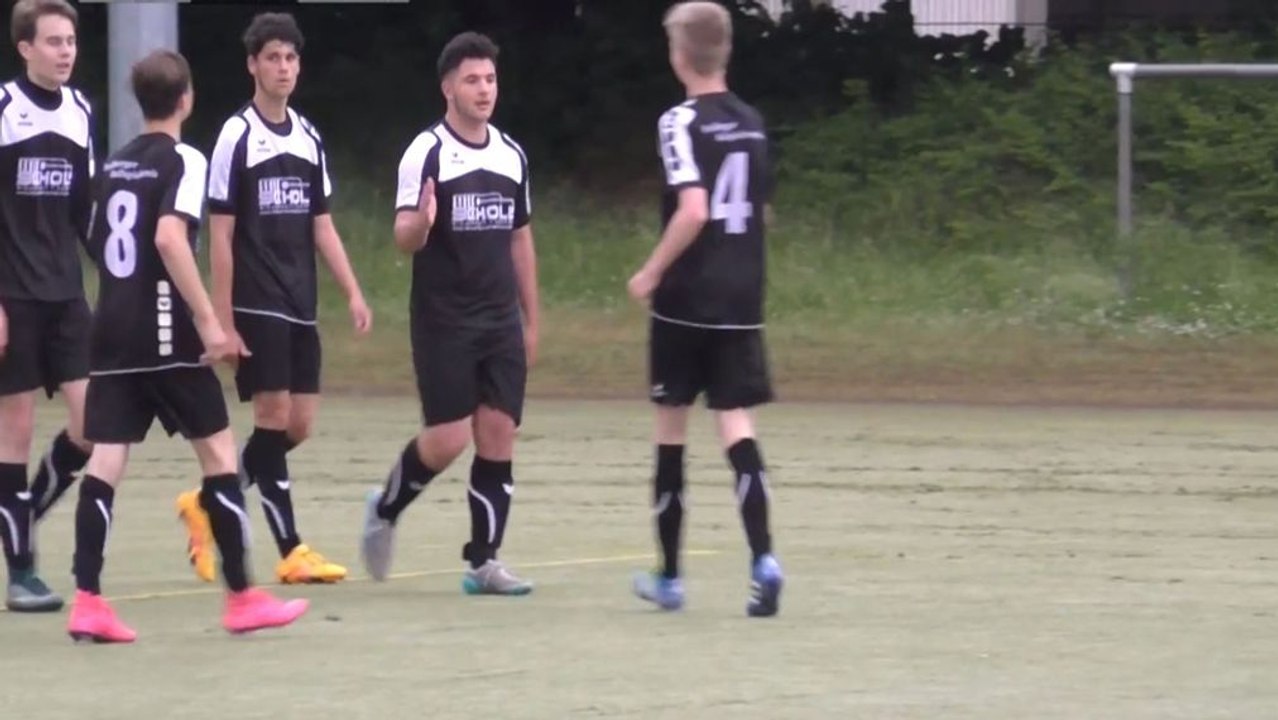 Der passt! Ex-Aachener tankt sich durch