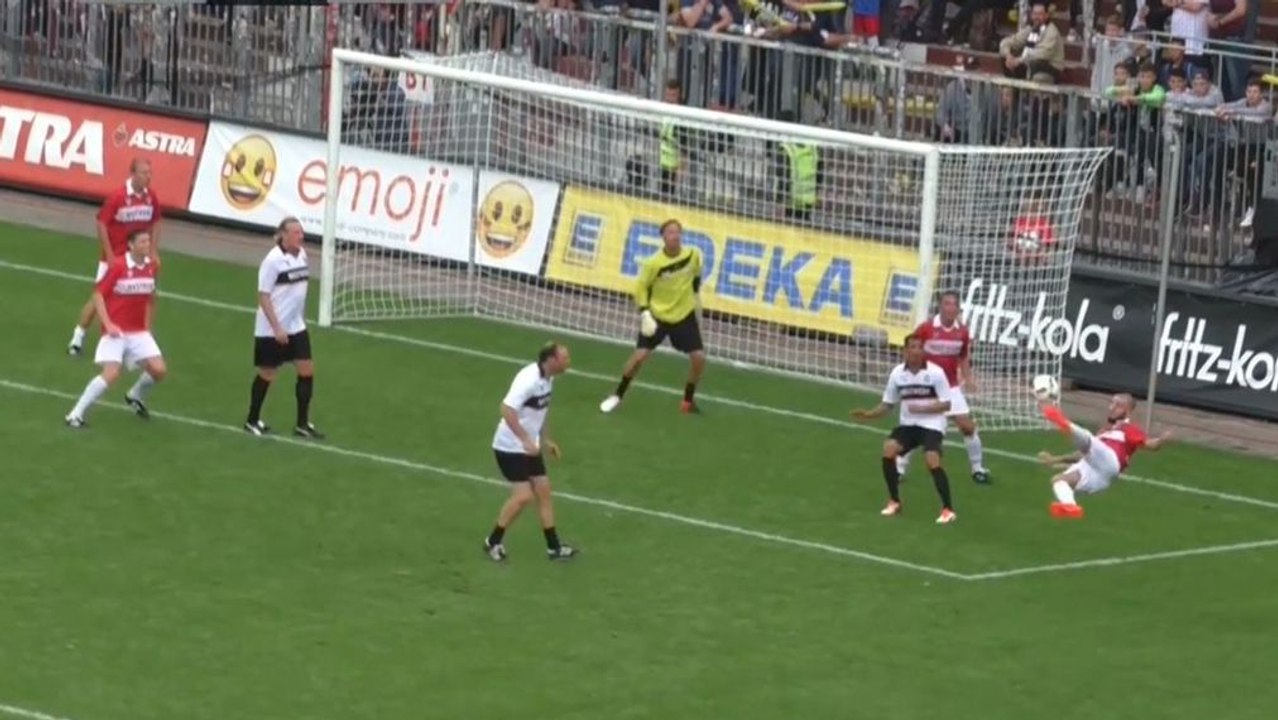 Von Boll bis Butt: Alle Tore vom Tag der Legenden