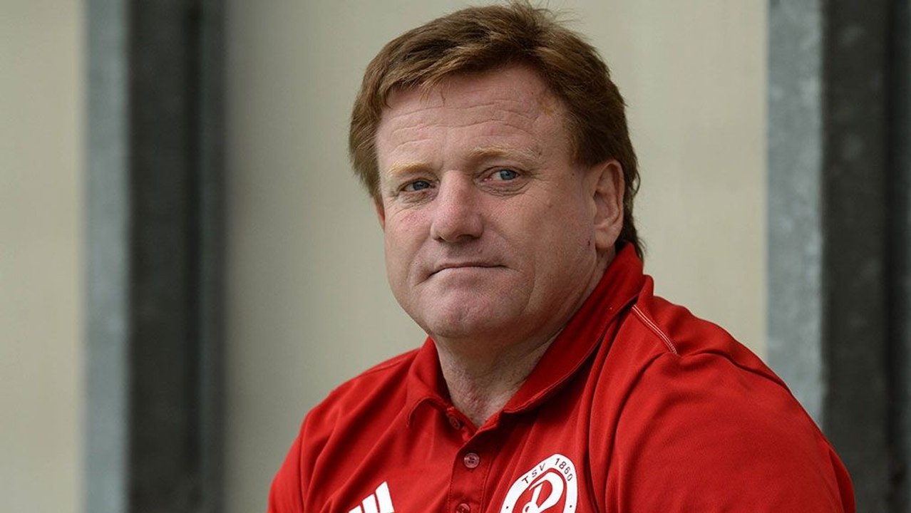 Heiß rettet Rosenheims ersten Dreier