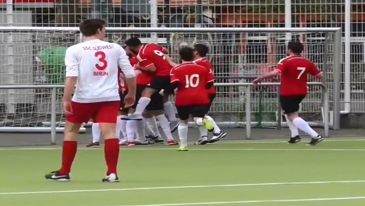 Khaled Fakhro: Kreuzbergs linke Klebe