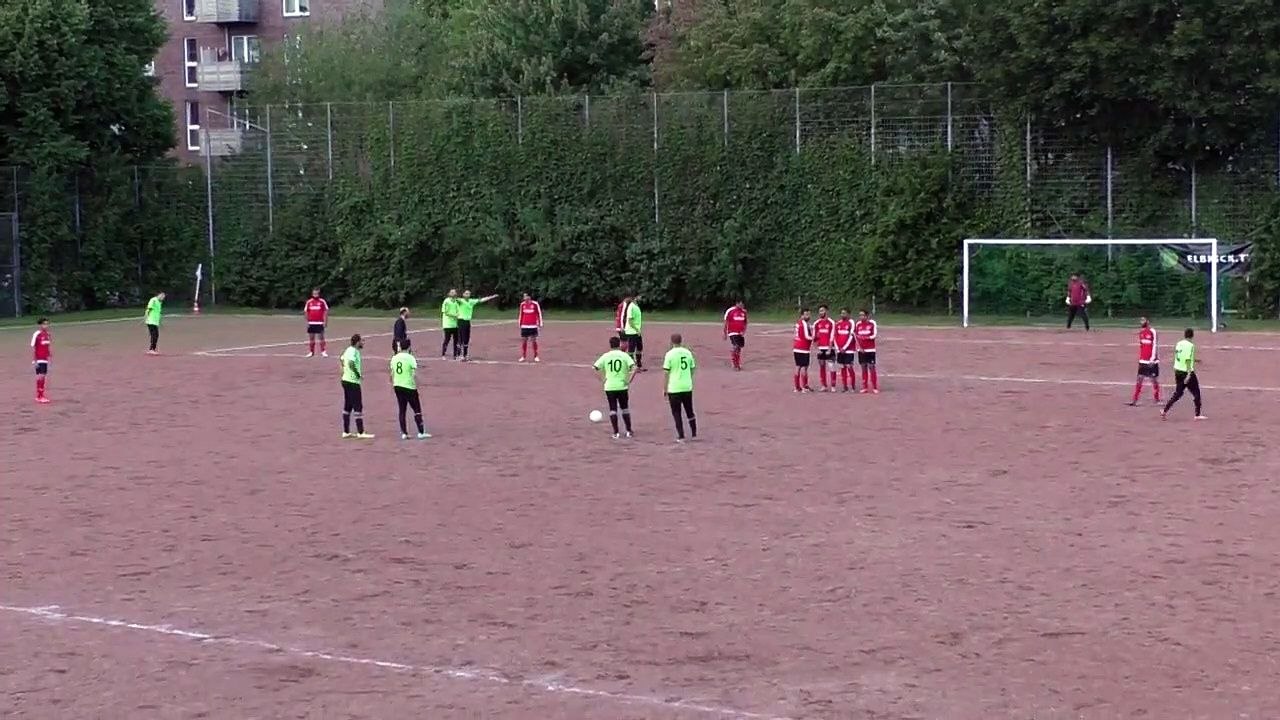 SV Muslime: Magischer Freistoß