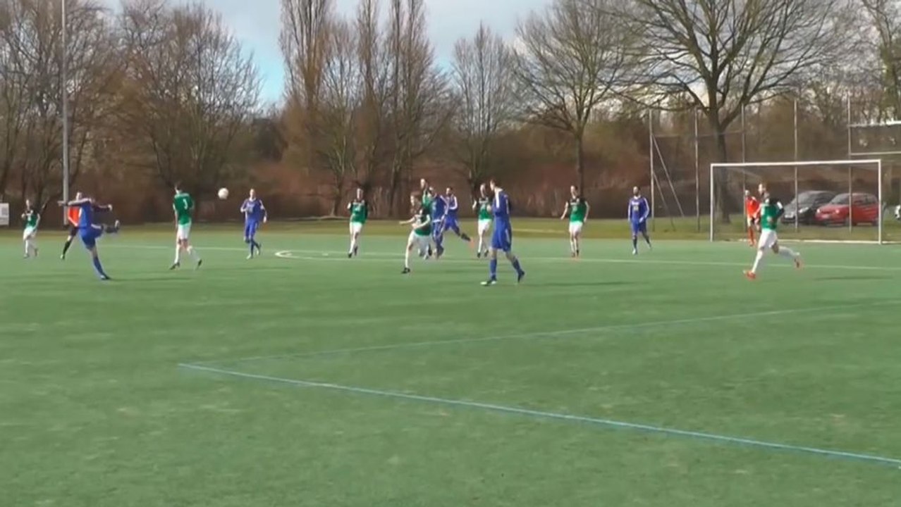 Besser geht's nicht: Volley ins Glück!