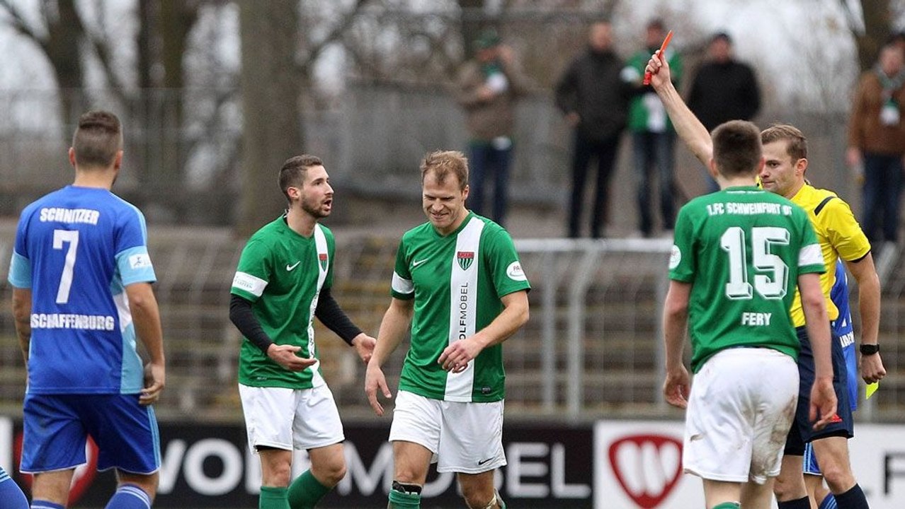 Trotz Gelb-Rot: Schweinfurt punktet gegen Aschaffenburg