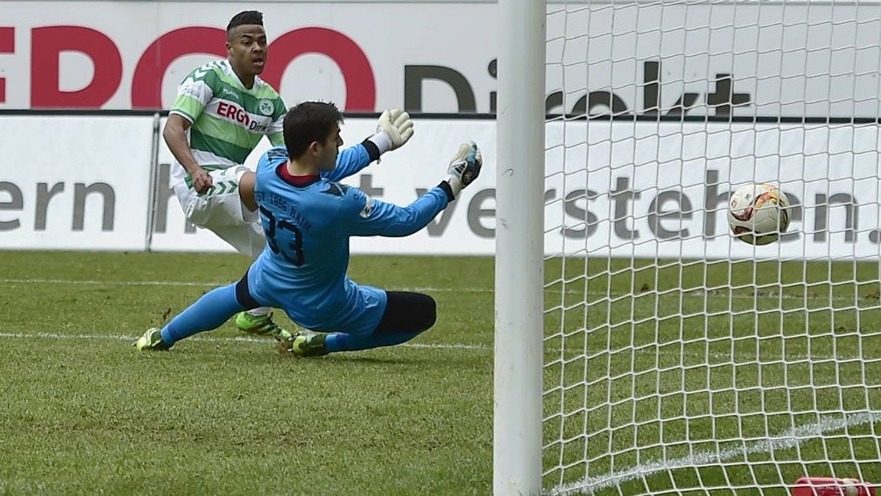Marcos-Solo bringt Fürths 4:0 auf den Weg