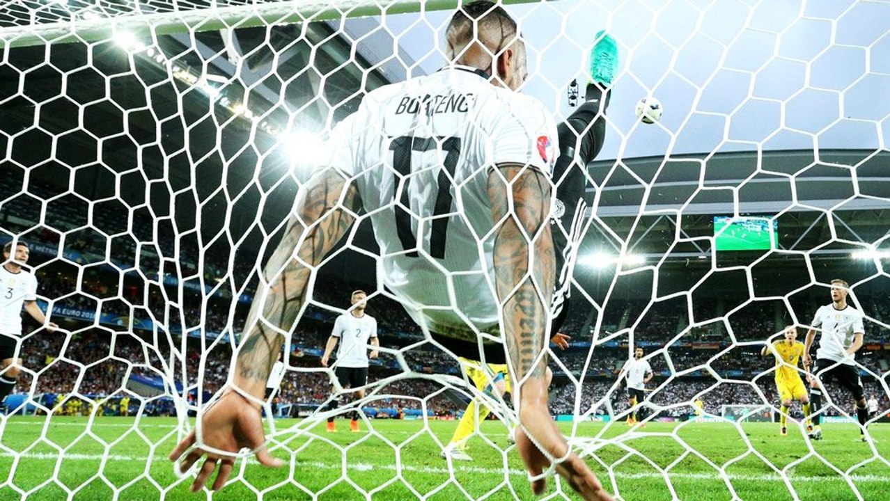 Genug vom 'Nachbarn': Boateng und die spektakuläre Rettungsaktion