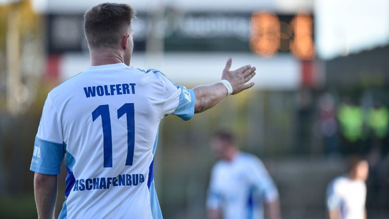 Baier in Feierlaune: 'Da kann man sich 'nen Jacky leisten'