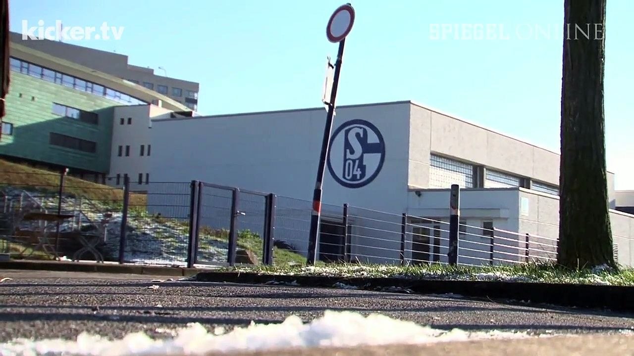 Hackentrick mit Folgen - S04 braucht Ersatz für Höwedes