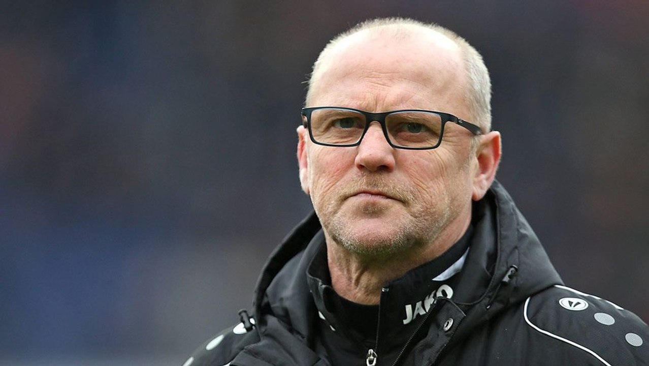 Emotionaler Auftritt - Schaaf rechnet mit Mannschaft ab