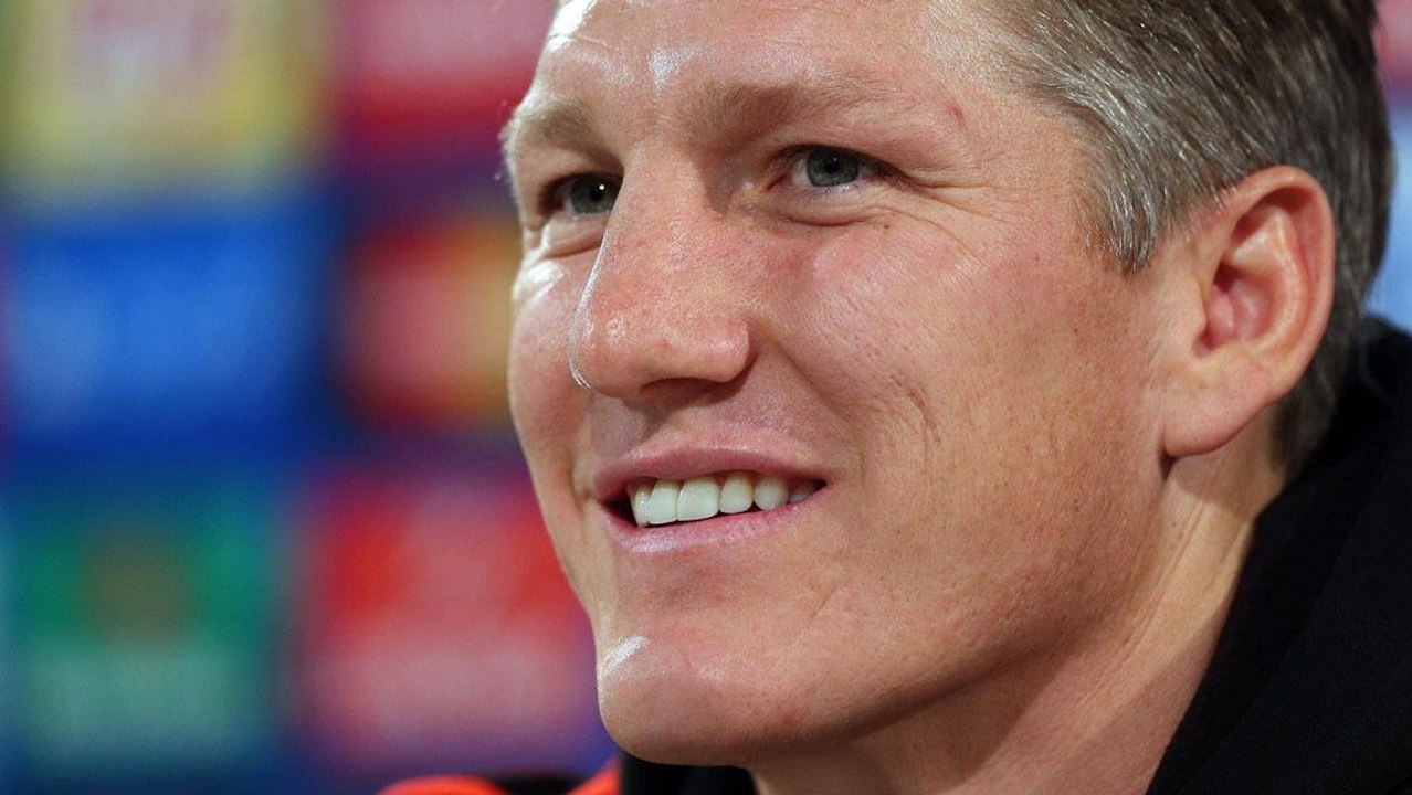 Schweinsteiger lächelt Van-Gaal-Kritik weg