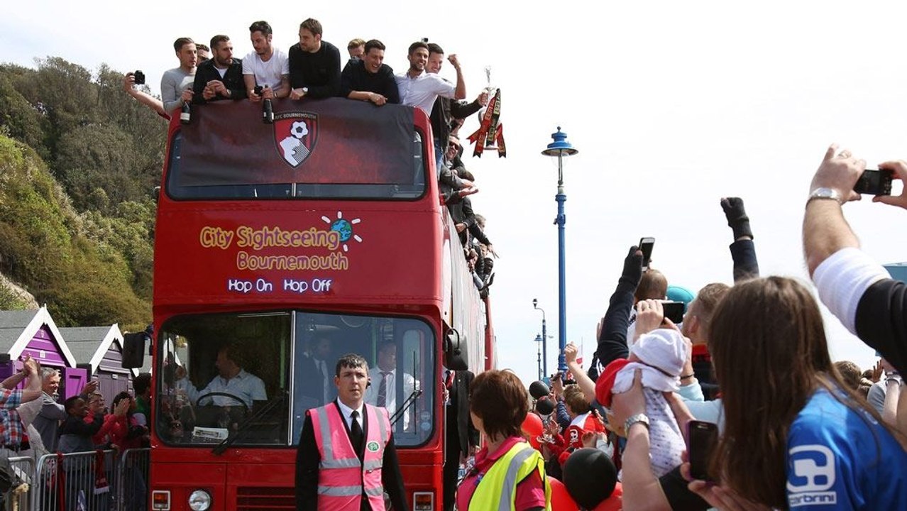 Party am Strand: Bournemouths Fußball-Märchen