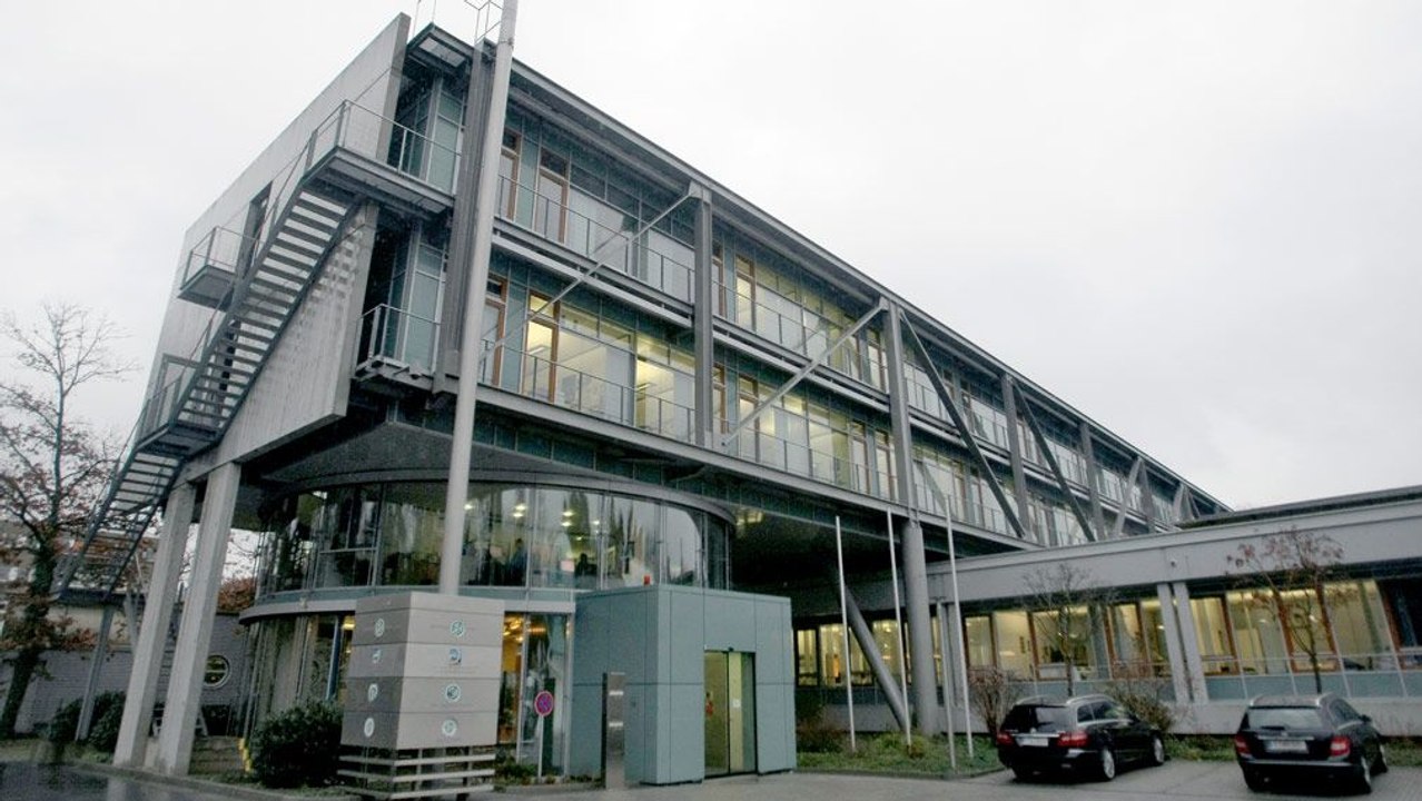 Steuer-Razzia in der DFB-Zentrale