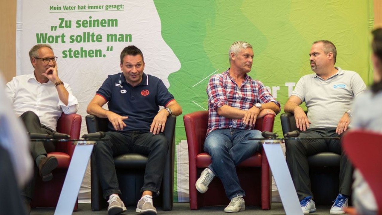 Wo die Vampire leben: Heitere Runde in Frankfurt