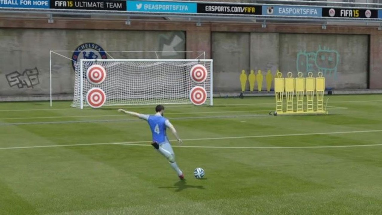 FIFA-Tipps von Bono:  Freistoßzauberer