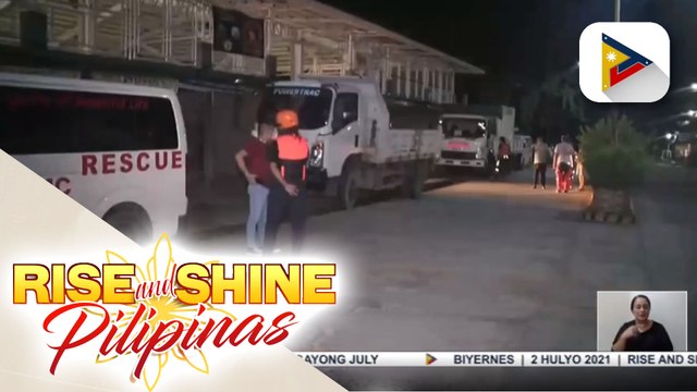 Otoridad sa Agoncillo sa Batangas, patuloy sa pagpapalikas sa mga residenteng nasa risk area