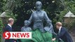 Harry and William put feud aside, unveil Di statue