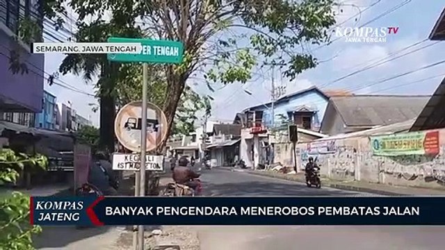 Banyak Pengendara Menerobos Pembatas Jalan