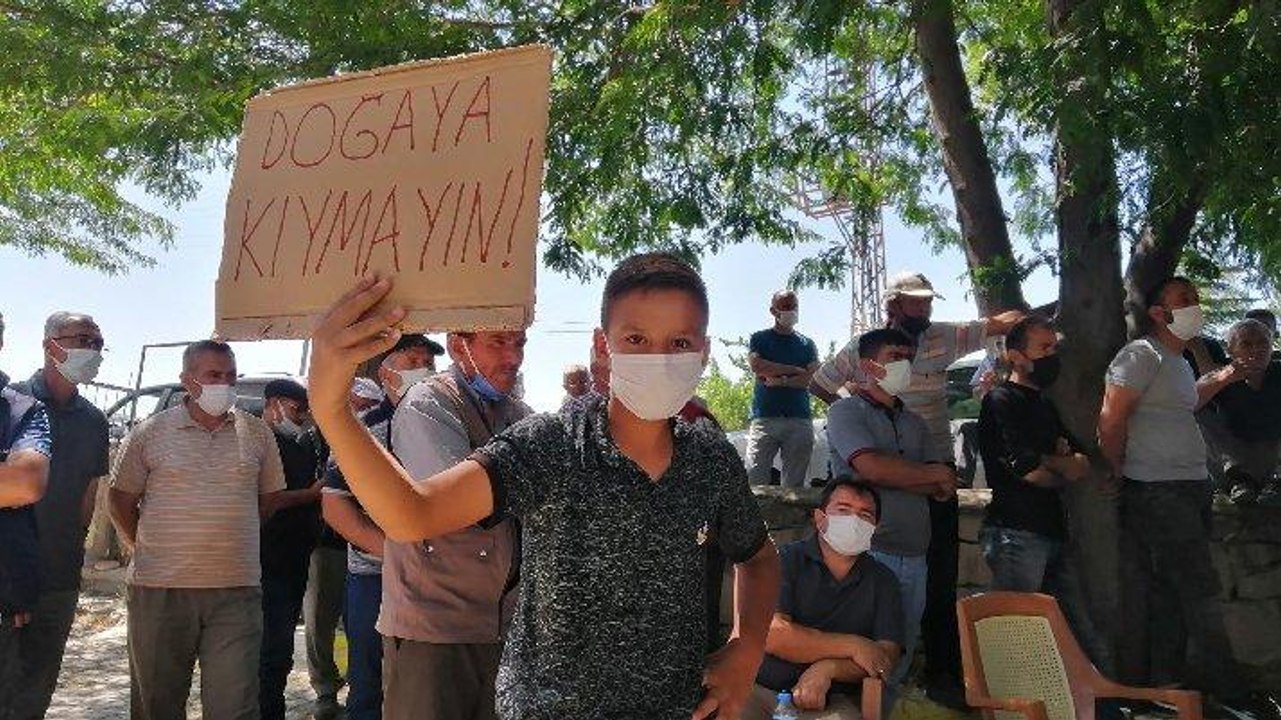 Köylülerden maden ocağı isyanı