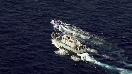 Video di Sea Watch: "La Libia spara sui migranti in mare"