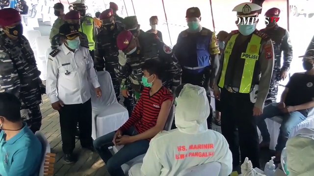 TNI AL Surabaya Gelar Serbuan Vaksinasi Covid-19, Menyasar Warga Sekitar