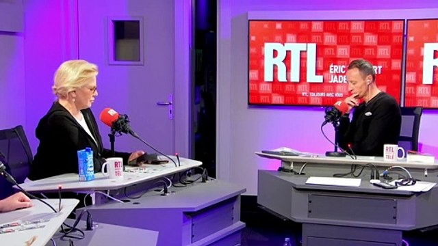 Sylvie Vartan submergée par l'émotion en Bulgarie