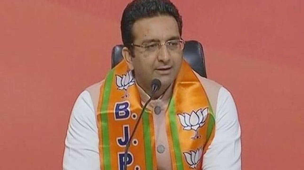 BJP Spokesperson Gaurav Bhatia slams Rahul Gandhi's questions on vaccine