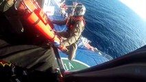 Partorisce su un traghetto nel Mar Adriatico: madre e bimbo soccorsi in elicottero (02.07.21)