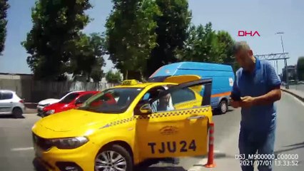 Fatih'te taksiciler sopalarla birbirine girdi