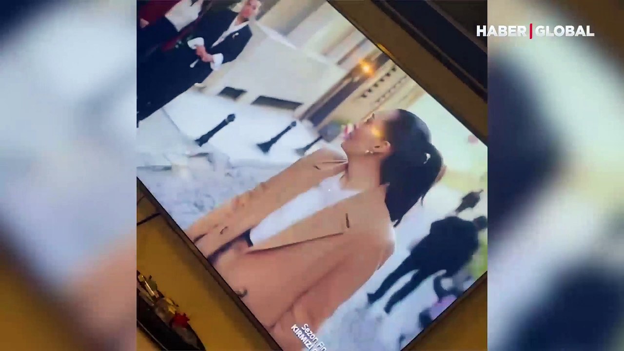 Kırmızı Oda dizisinden ayrılan Erkan Petekaya'ya Binnur Kaya'dan sürpriz ziyaret