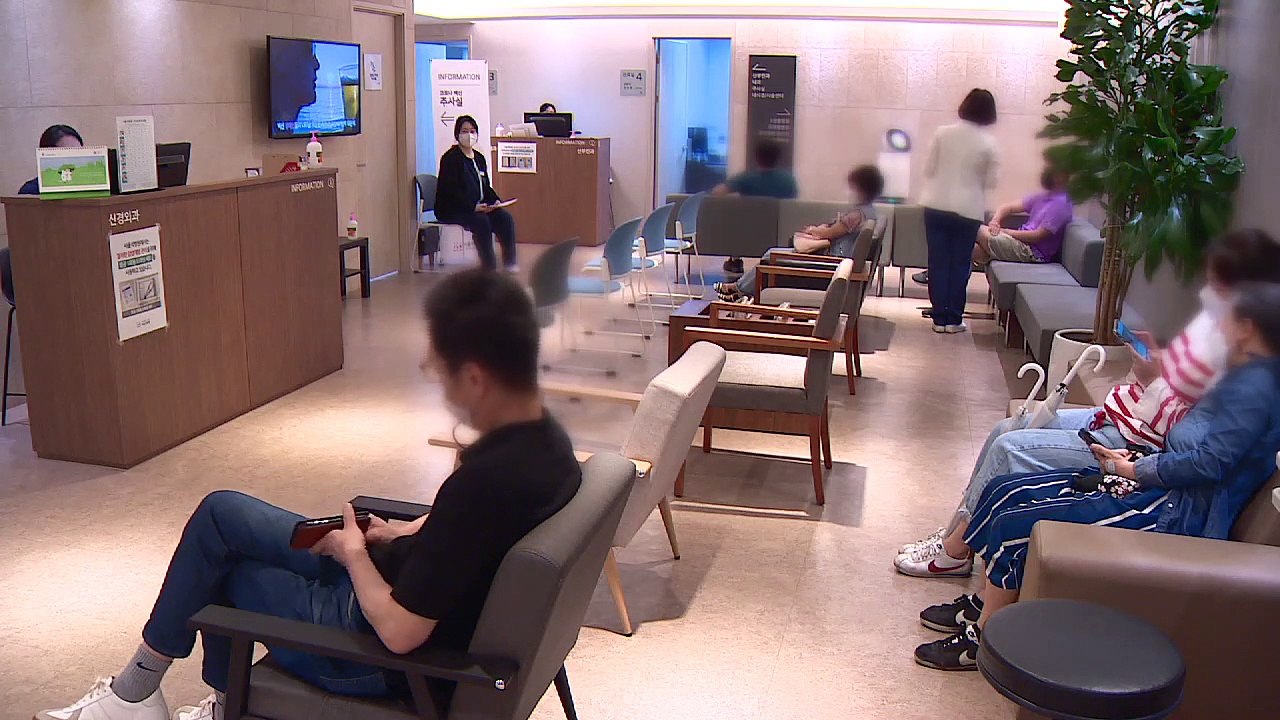 백신 접종 하루 4천 명에 그쳐…‘백신 보릿고개’