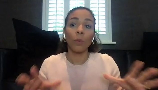Isabelle Silva (Championnes, familles de footballeurs), la femme de Thiago Silva, répond aux questions de Purepeople.com