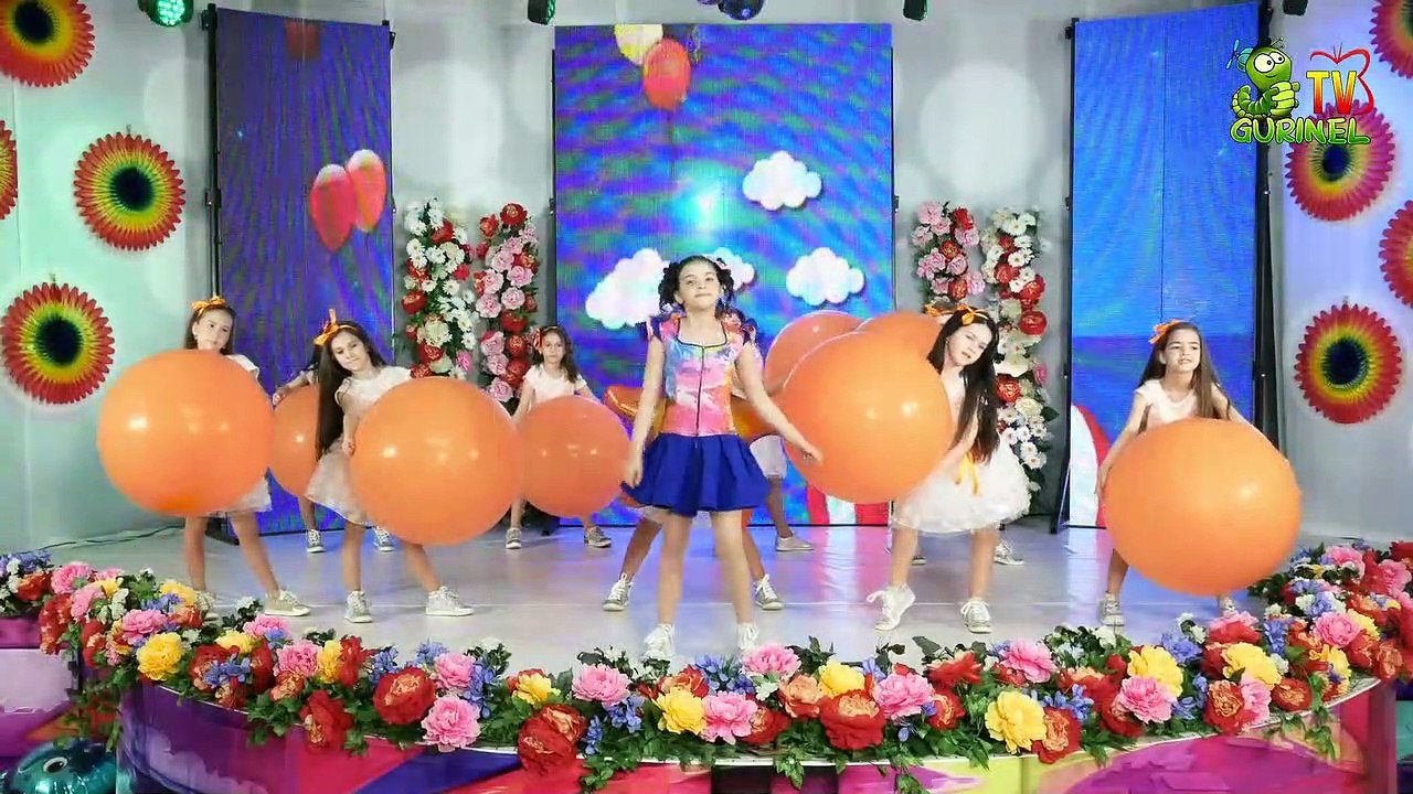 Lia Sanduta - На большом воздушном шаре (Lollipops)