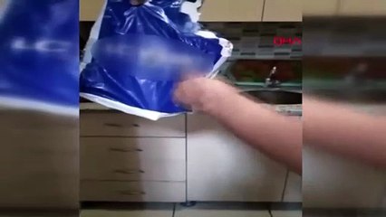 Poşette gizli video/fotoğraf düzeneği ile yakalandı