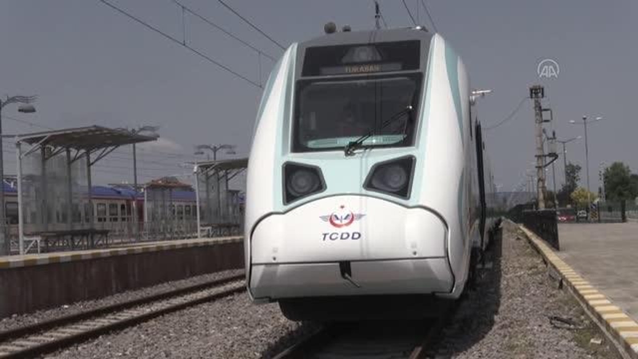 Bakan Karaismailoğlu, toplu açılış törenine katıldı