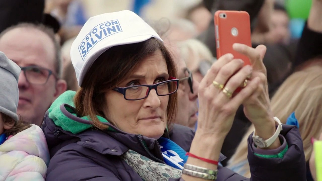 Extrema direita europeia une-se para evitar a "criação de uma Europa sem nações"