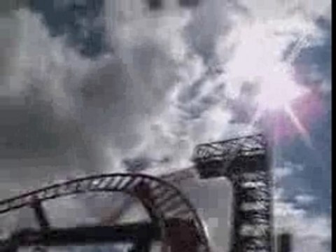 TARANTULA montagne russe looping roller coaster