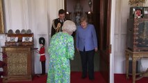 London: Merkels breiter Spagat zwischen Johnson und der Queen