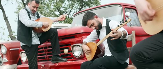 Begüm Polat Doyulur mu? Türkçe Müzikler ve Komedi Filmleri 🎬